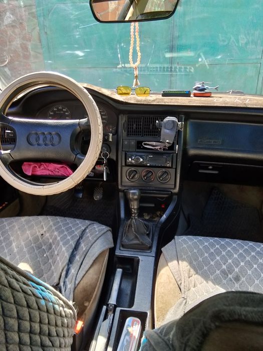 Продам Ауди 80 б3