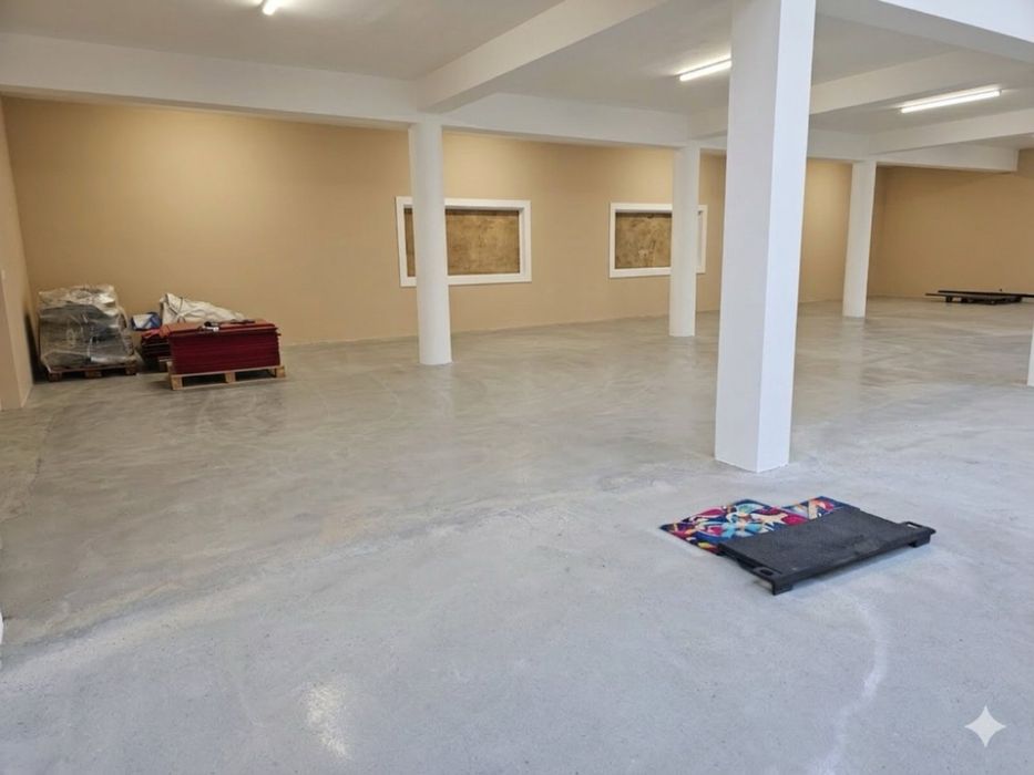 Дава се под наем Склад в Игнатиево - 300 кв.м за 997.05 € - Снимка #1