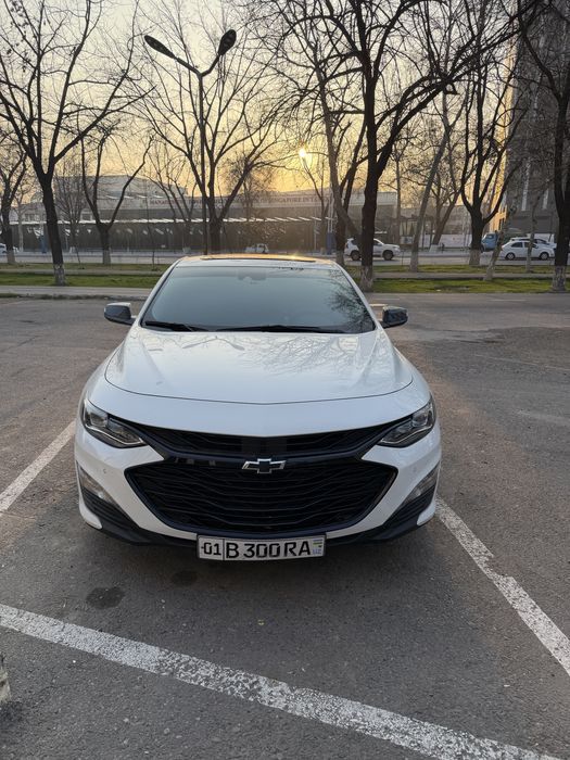 Chevrolet Malibu 2023 — 2