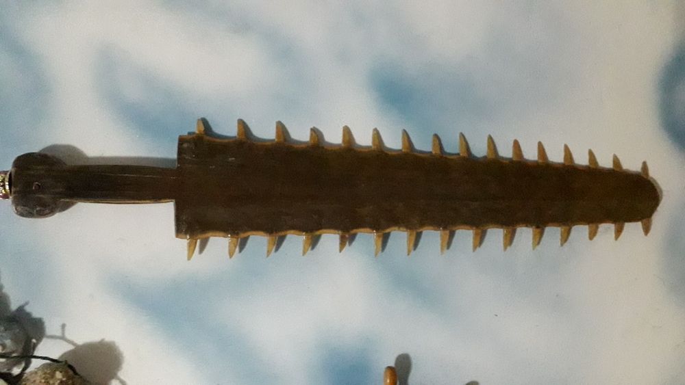 Меч от риба трион