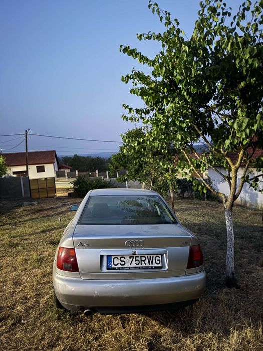 Vând Audi a4 b 5