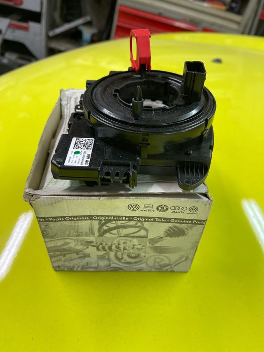 VW Passat B7 конзола за мигачи и чистачки