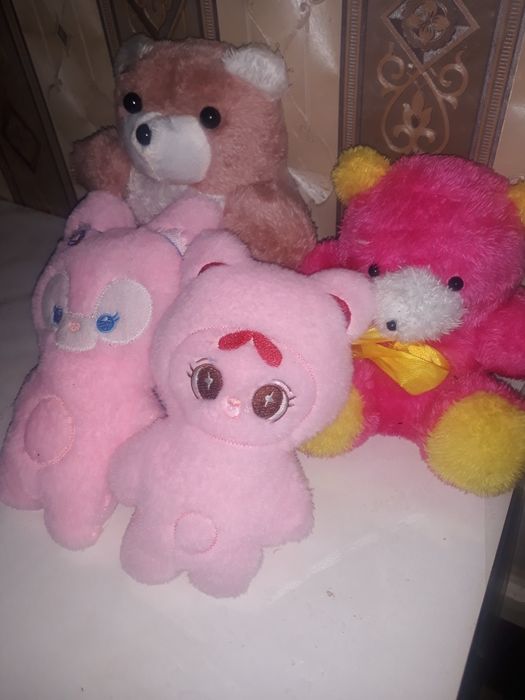 Продаю игрушки чтобы сделать подарок мамочке