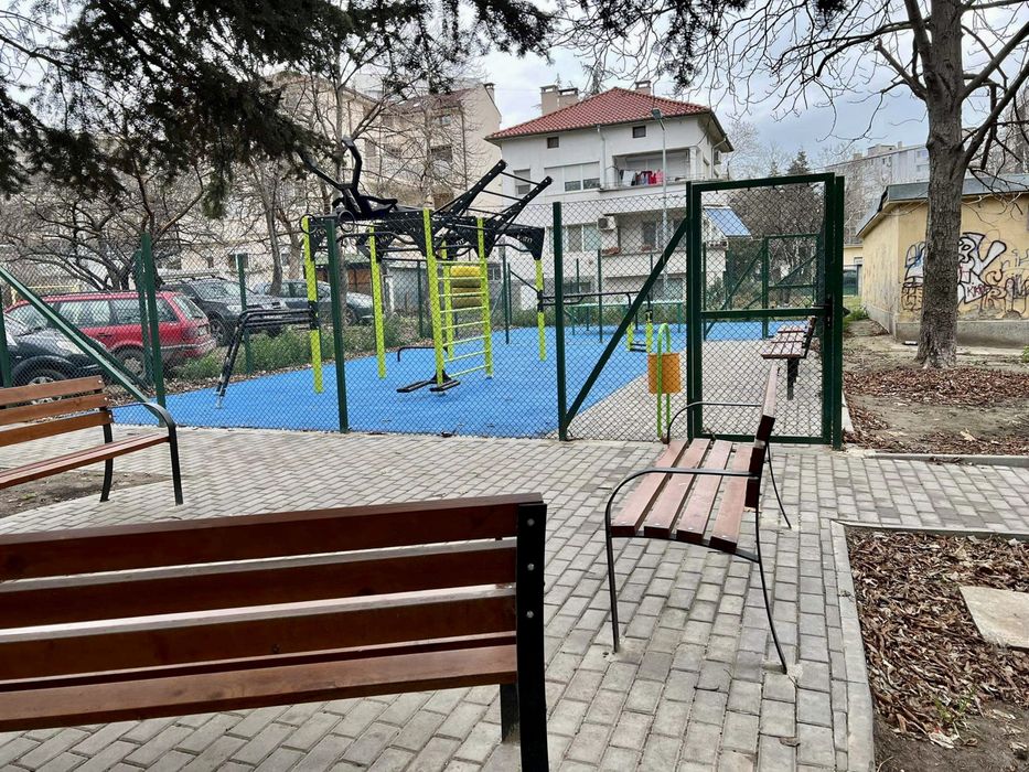 Дава се под наем Тристаен апартамент в Варна, Морска градина - 70 кв.м за 650 € - Снимка #23