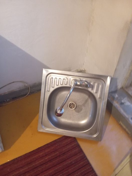Продам мойку с краном