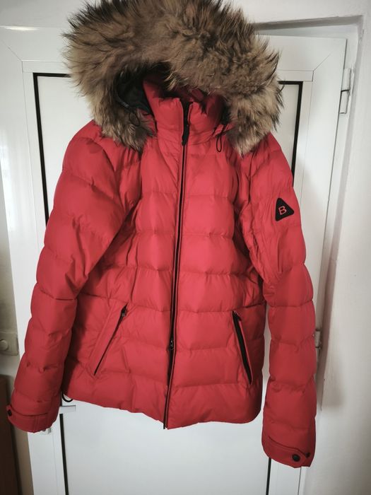 Яке XL с гъши пух, непромокаемо, качулка с естествен косъм