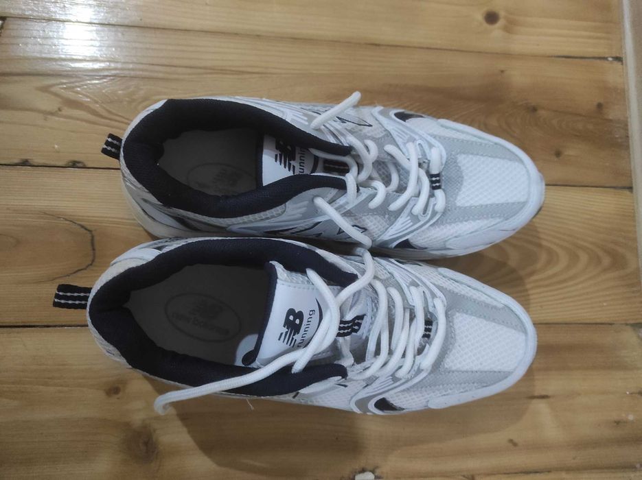 New Balance 530