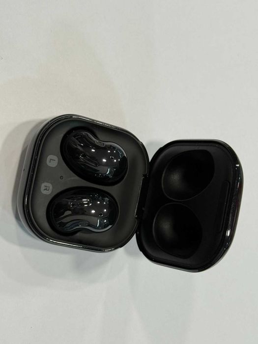 Слушалки Samsung Galaxy Buds Live – Mystic Black