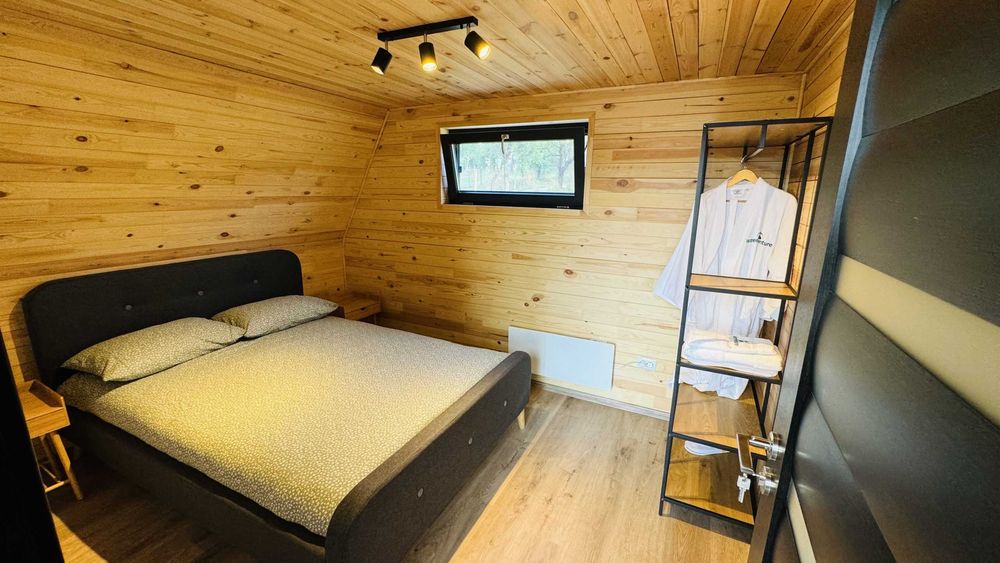 Cabana A-Frame Bangkok, capacitate 4 persoane, cu jacuzzi și saună