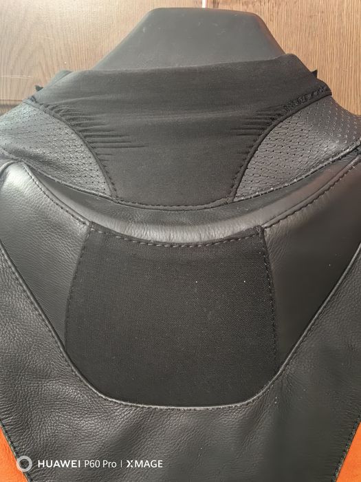 Мото екип Berik 2.0

Размер 48