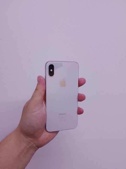Телефон iPhone X 64gb