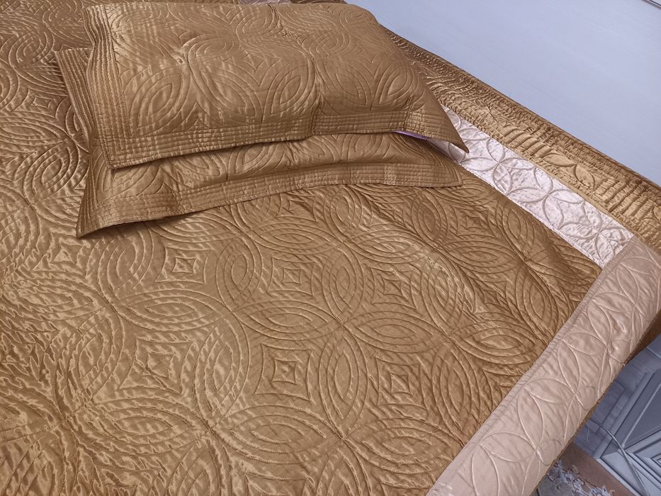 Покрывало с 2мя наволочками