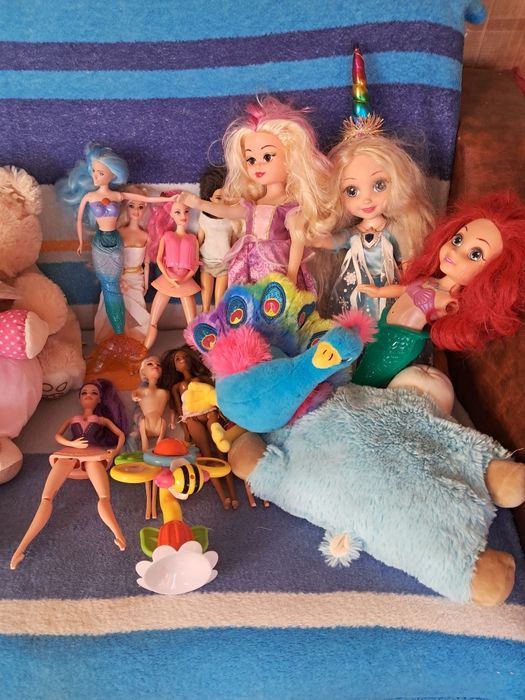 Jucarii de plus si papusi