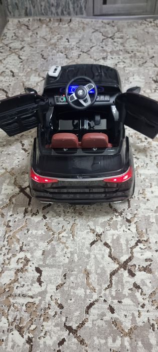 Детский электромобиль BMW