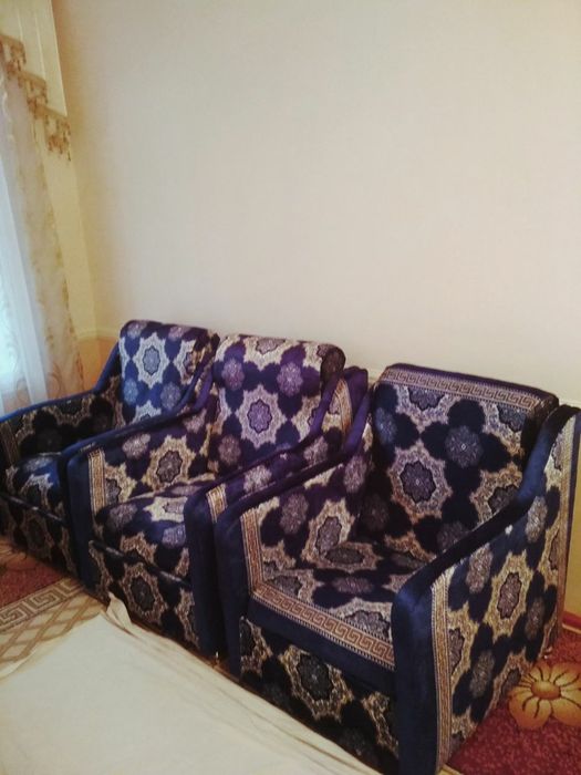 Янги ясалган Креслолар сотилади!!!