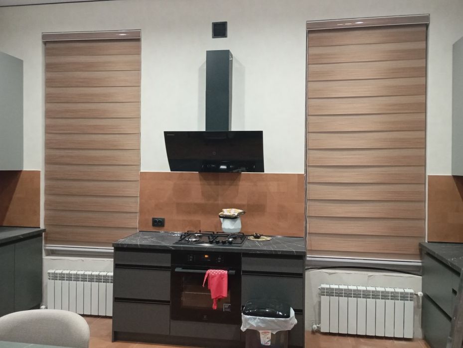 Изготовление и ремонт ролл шторы, москитные сетки