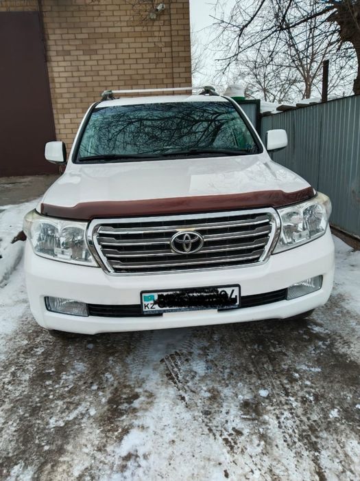 Продам Toyota Land Cruiser 200