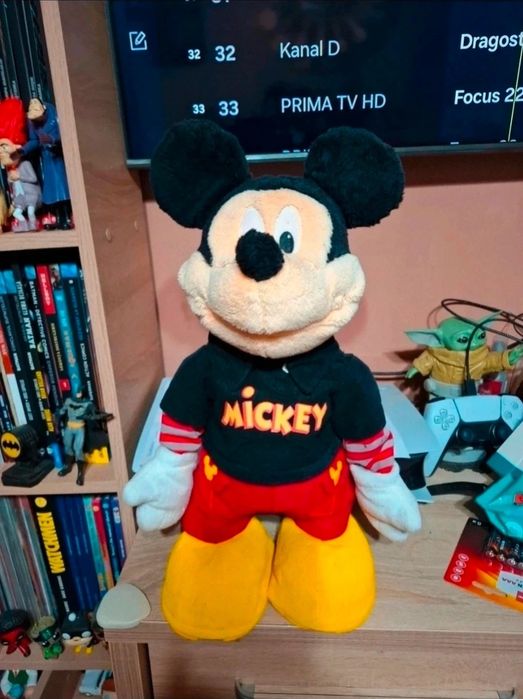 Disney Mickey Mouse Animated Singing Dance Star