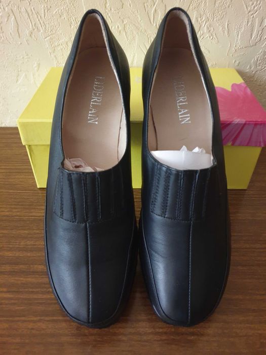 Туфли новые кожаные