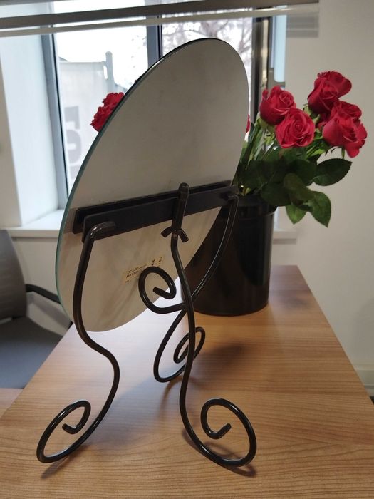 Зеркало настольное