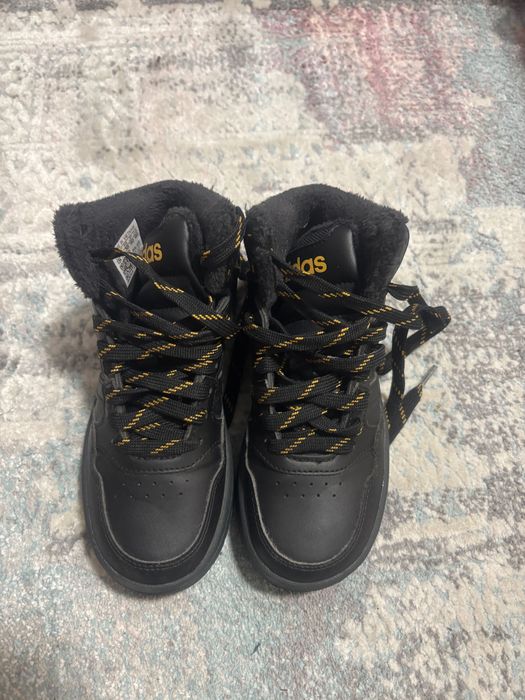 Adidasi Adidas marimea 30