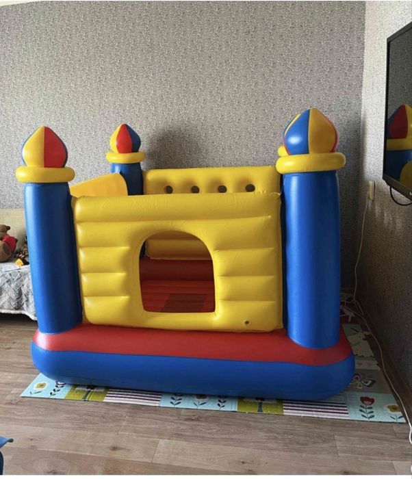 Батут детский надувной