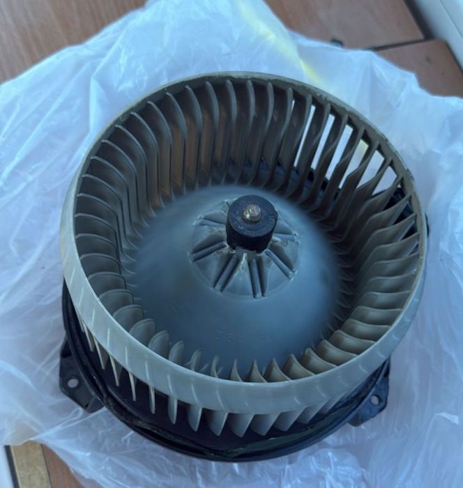 Моторчик двигатель печки