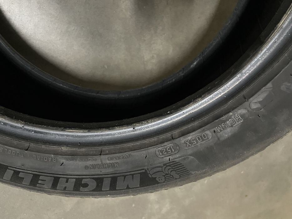 Vand 4 anvelope de vară 215/50 R19 93T