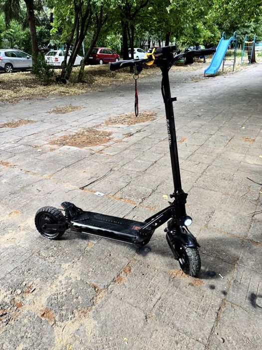 G2 max електрическа тротинетка