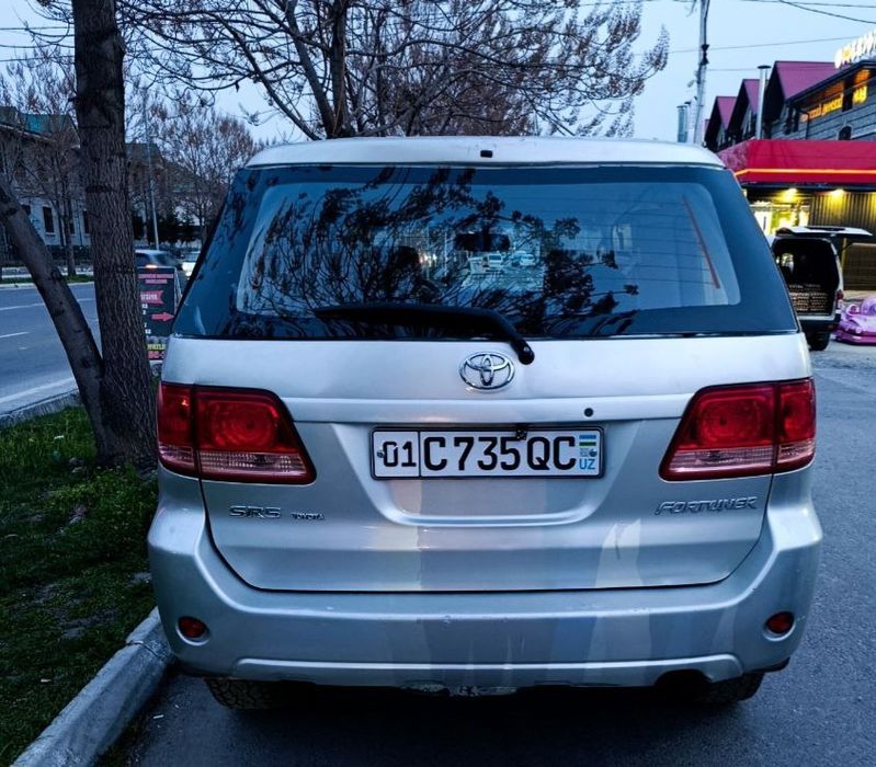 Срочно продается Toyota Fortuner