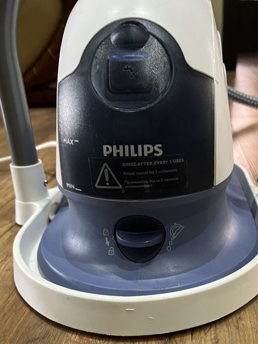 Отпариватель Philips GC552