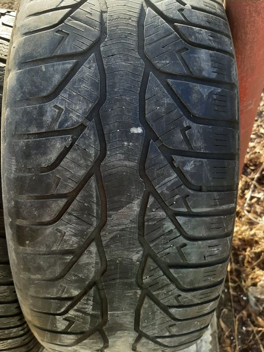 Продам шины 225/45/17