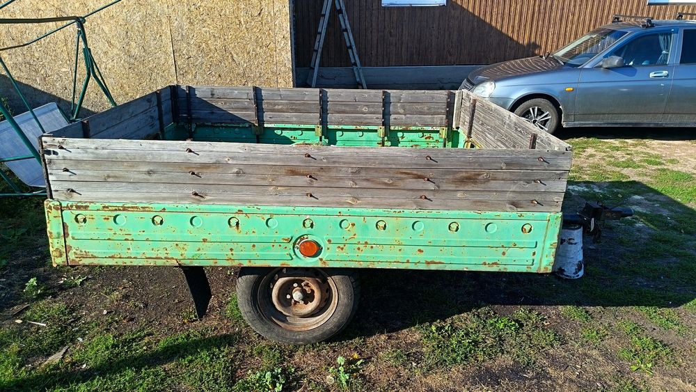 Продам прицеп в нормальном рабочем состояний