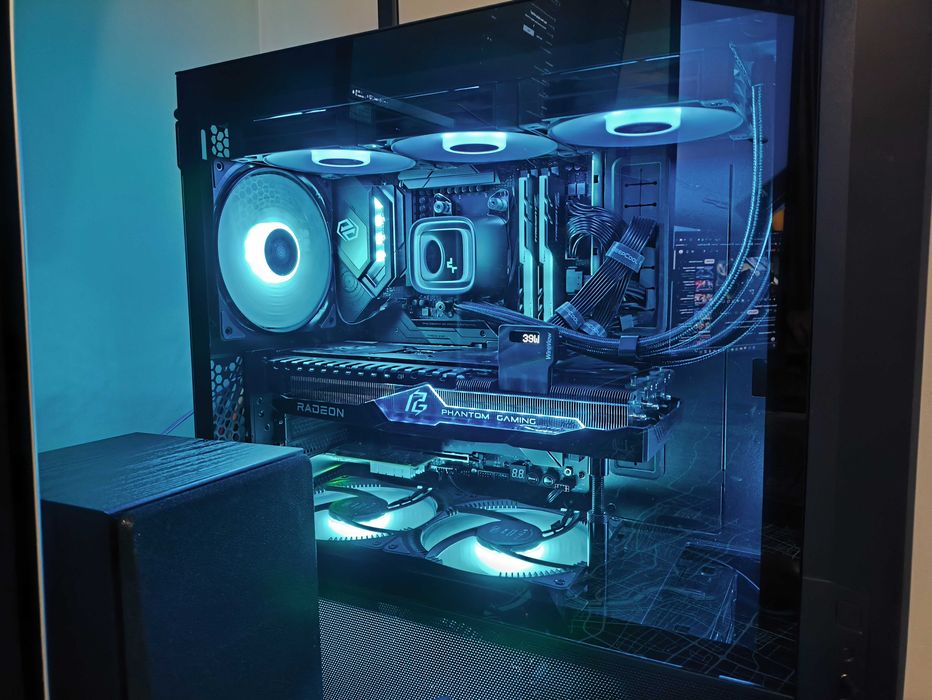 Видеокарта Asrock RX 7800 XT Phantom Gaming