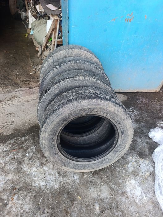 Продам резину договаримся