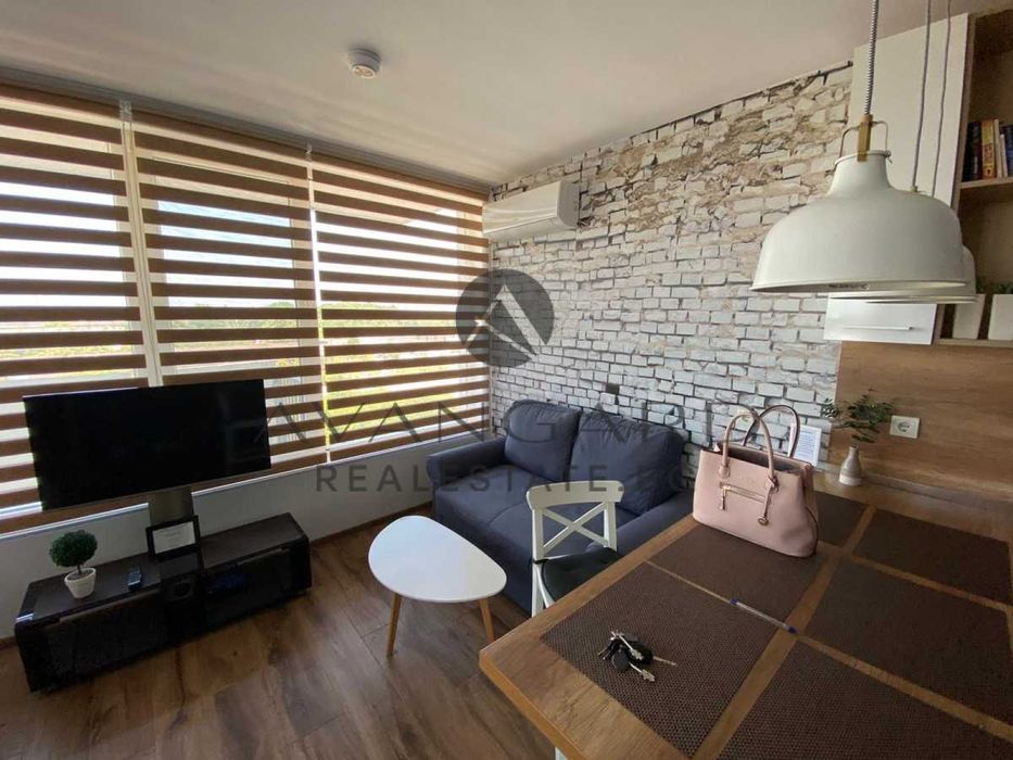 Продава се Едностаен апартамент в Пловдив, Кършияка - 47 кв.м за 1943 €/кв.м - Снимка #2