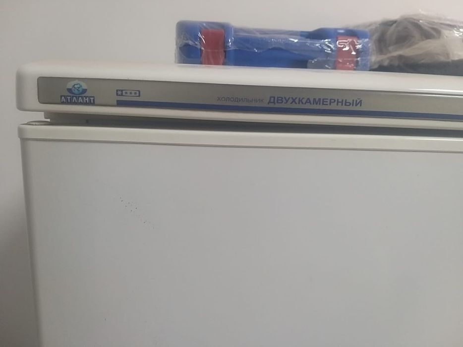 Продам холодильник