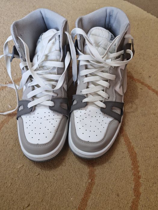 Продам кросовки недорого