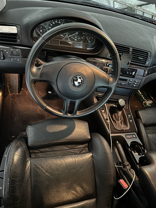 Dezmembrez e46 318i