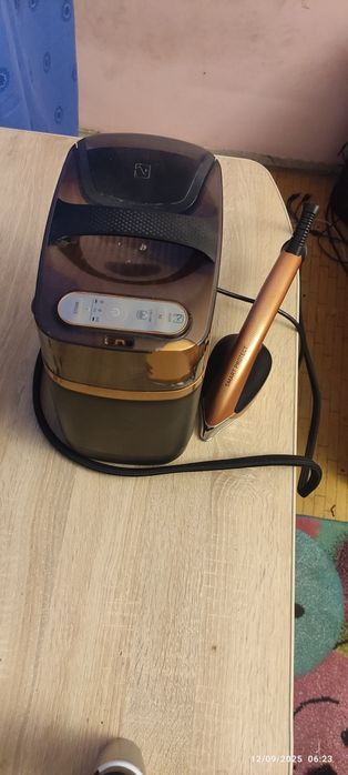 Vand statie de calcat haine tefal