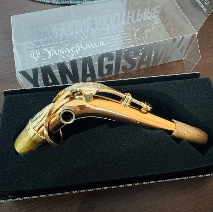 Gât saxofon alto Yanagisawa - găurit pentru doză - stare excelentă