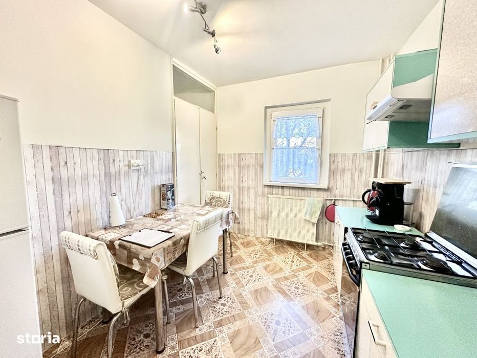 Apartament spatios - 3 camere - etaj ideal - zona Girocului