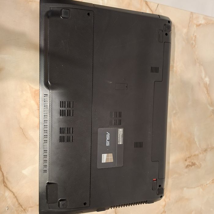 Laptop Asus, K55A, i3 3110 M, 8gb Ddr3, SSD 128 gb,  plus incarcator