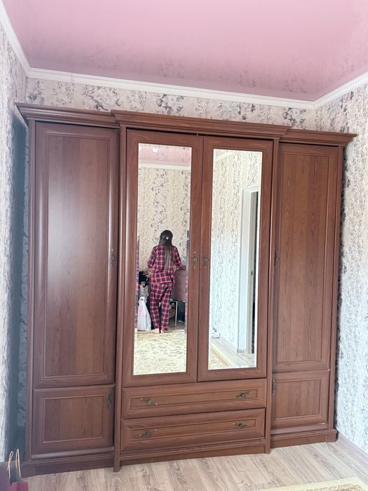 Продаю шкаф для спальни