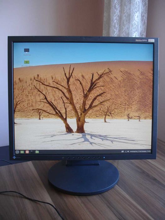 EIZO - професионален монитор за компютър графичен дизайн Made in Japan