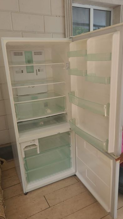 Продаётся холодильник