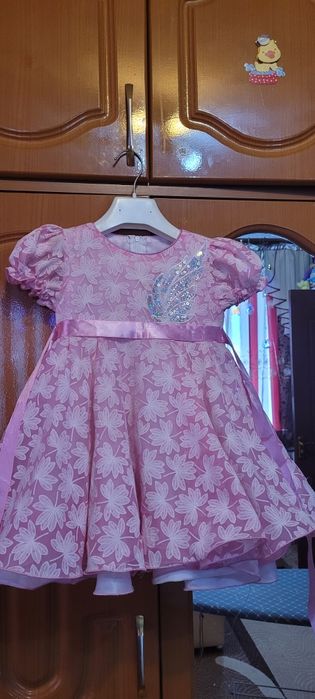 Платье на девочку