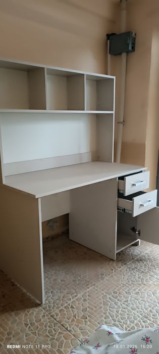 Parta dars qiladigan Parta