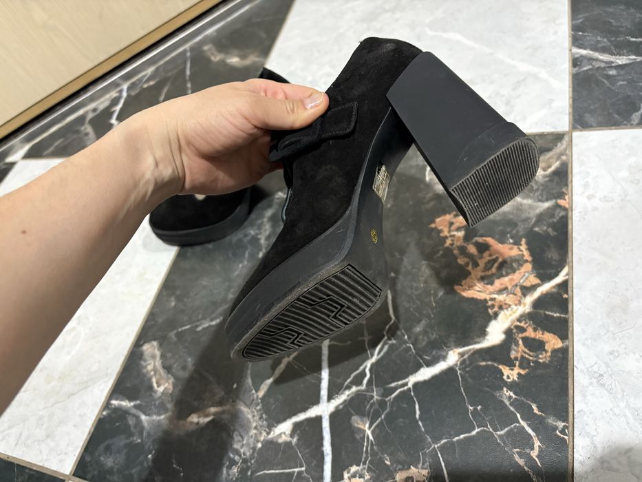 Туфли черные замшевые