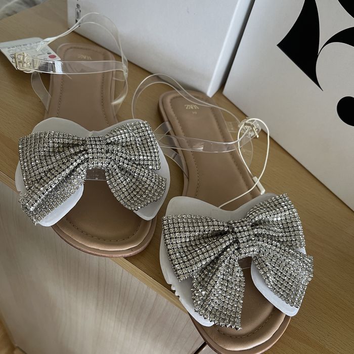 Дамски сандали Zara